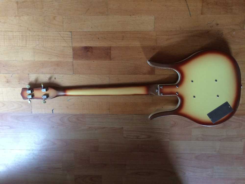 Danelectro Longhorn Bass (58) in london