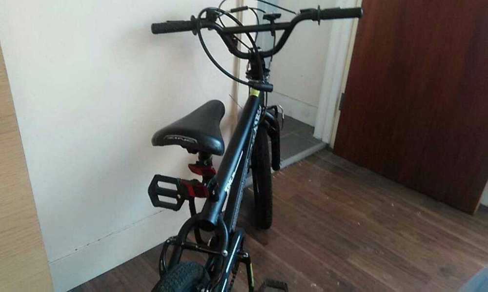 Black bicycle in london