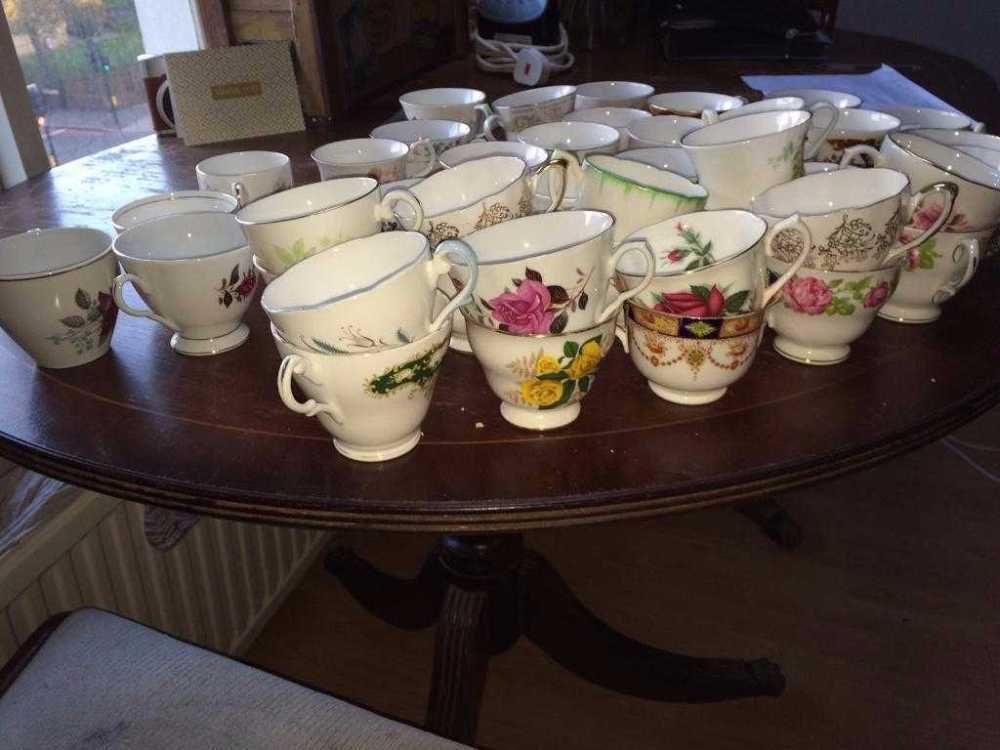 china teacups, saucers, sideplates in london