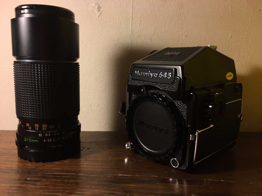 Mamiya 645 1000S Camera with 210mm Lens in london