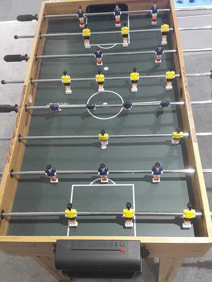 Mightymast leisure table in london