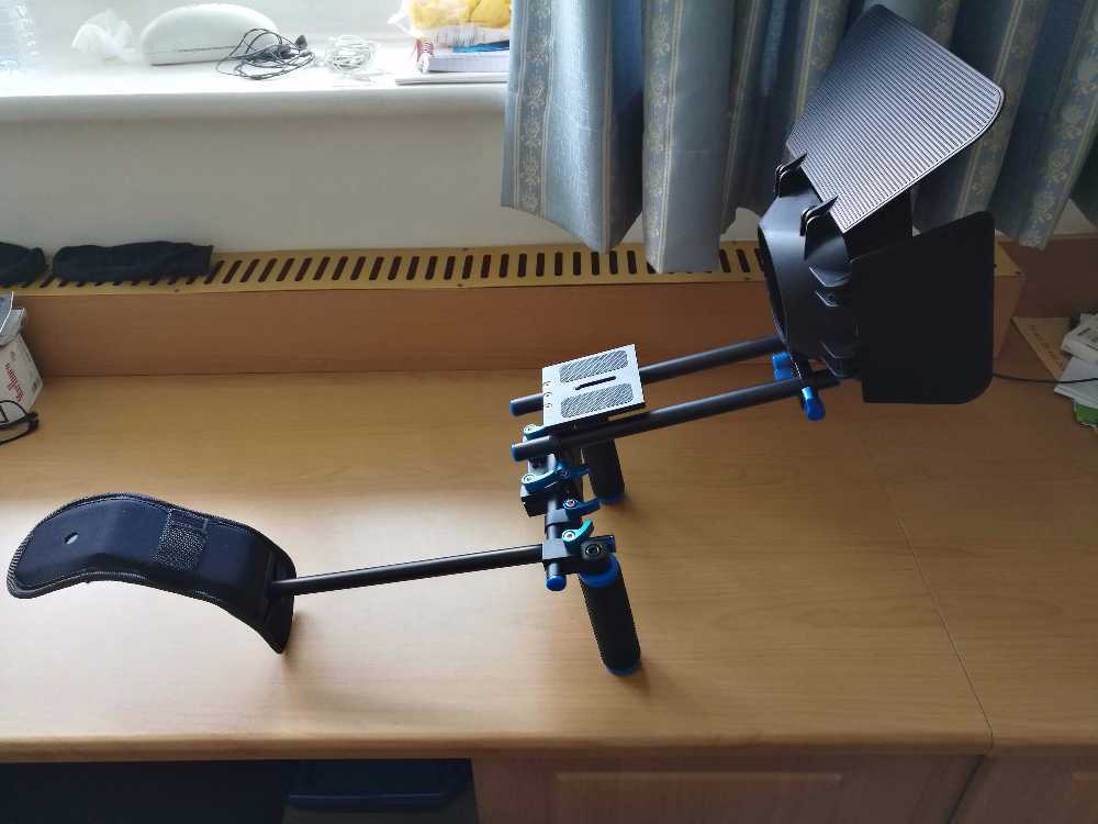 Shoulder Mount and 15mm Rail Rod System in london