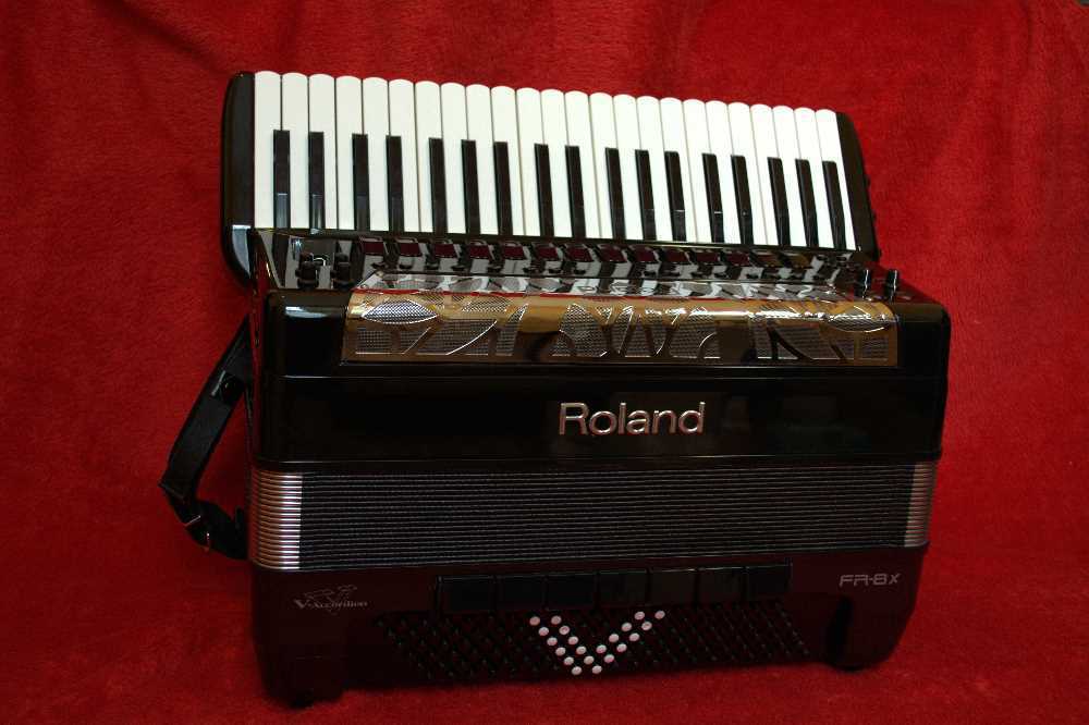 roland fr-8x
in london