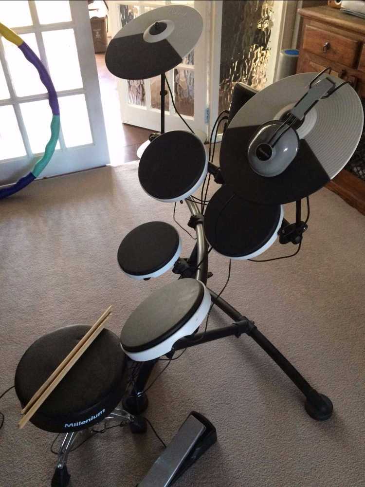 Roland TD-1K V-Compact electronic drum kit in london